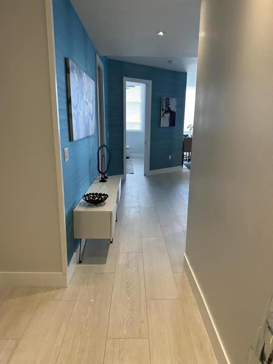 1617 N Flagler Drive, West Palm Beach FL 33407