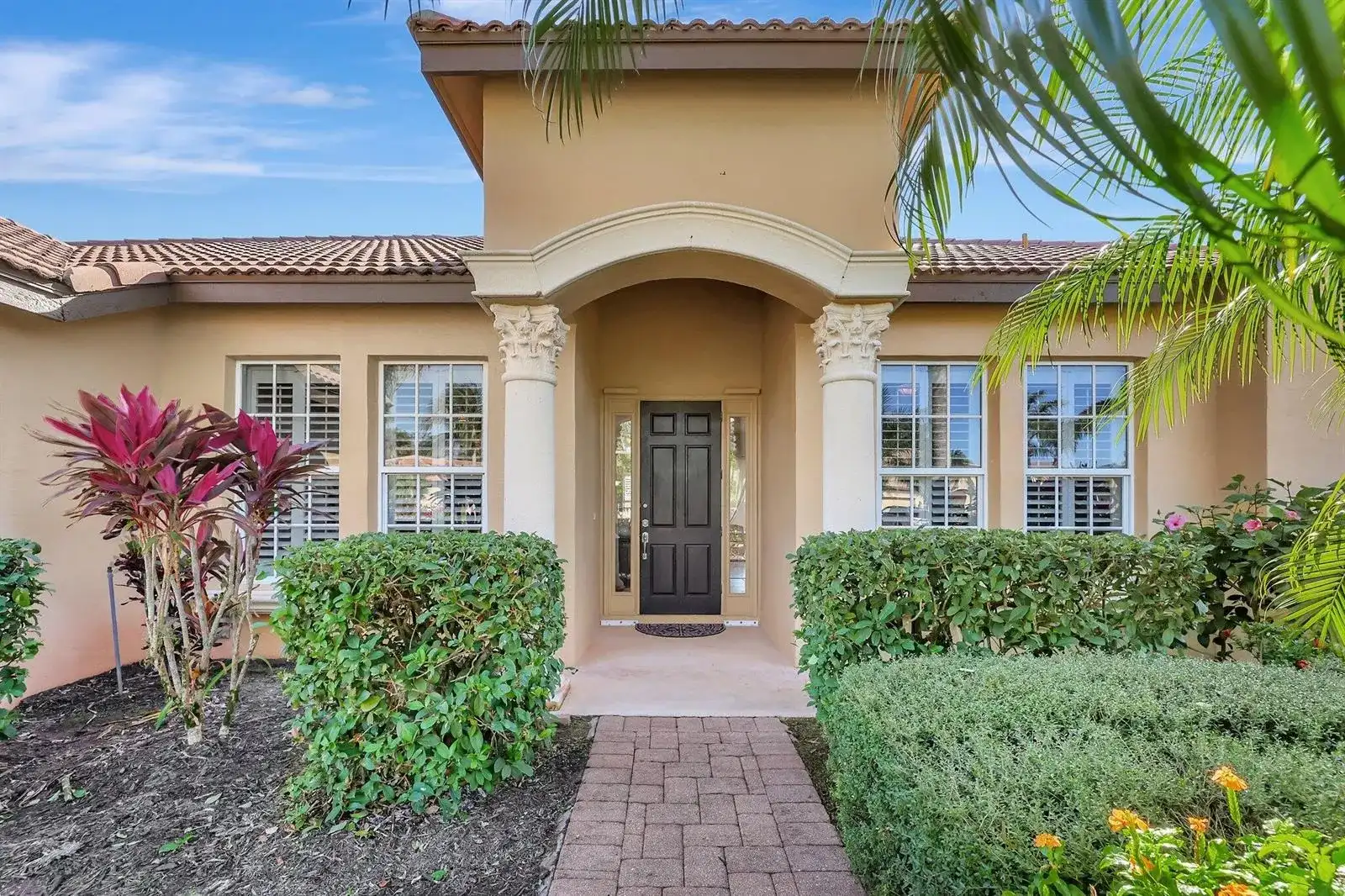 827 SW GRAND RESERVES Boulevard, Port St. Lucie FL 34986