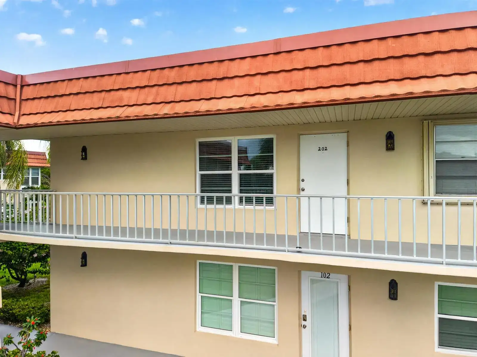 72 Royal Oak Court # 202, Vero Beach FL 32962 photo 4