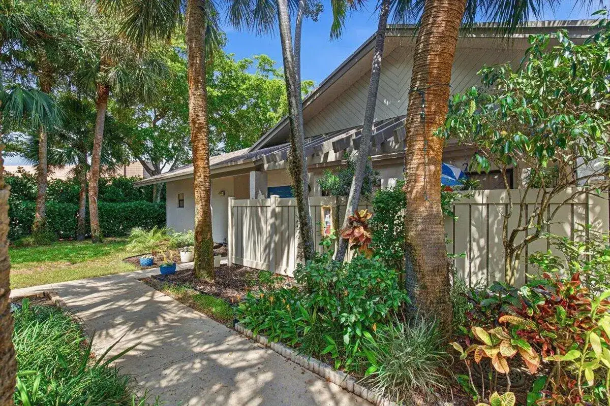 4846 NW 22ND Street # 4160, Coconut Creek FL 33063 photo 2
