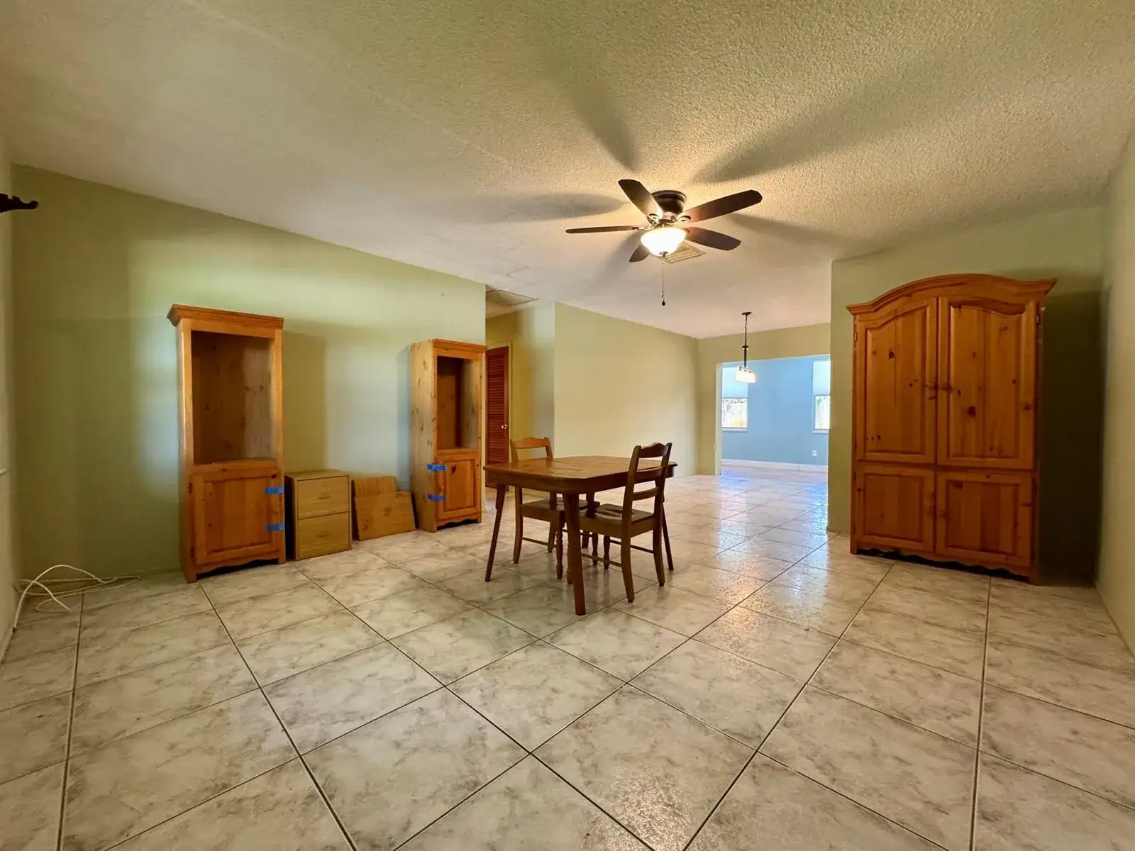 1785 NW 39TH Place, Oakland Park FL 33309 photo 4