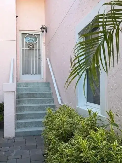 4408 FAIRWAY Drive N, Jupiter FL 33477 photo 4