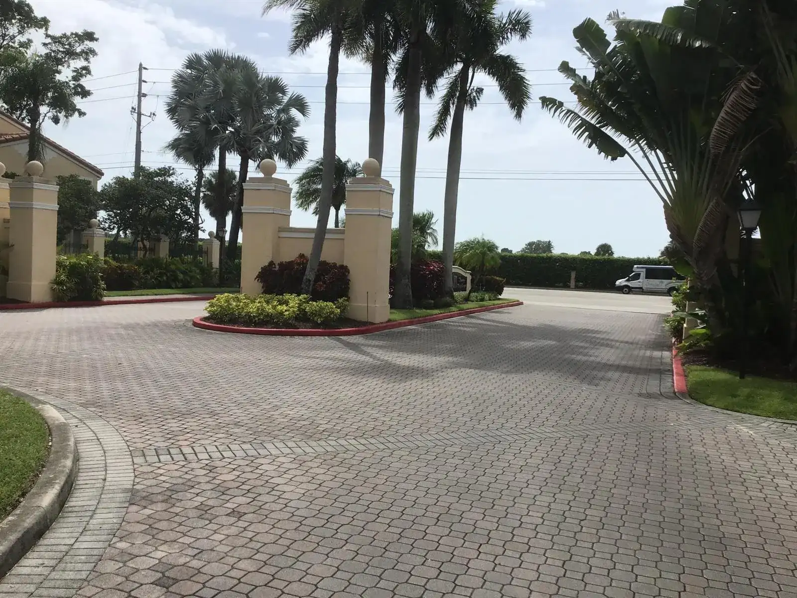 1743 Village Boulevard # 304, West Palm Beach FL 33409 photo 4