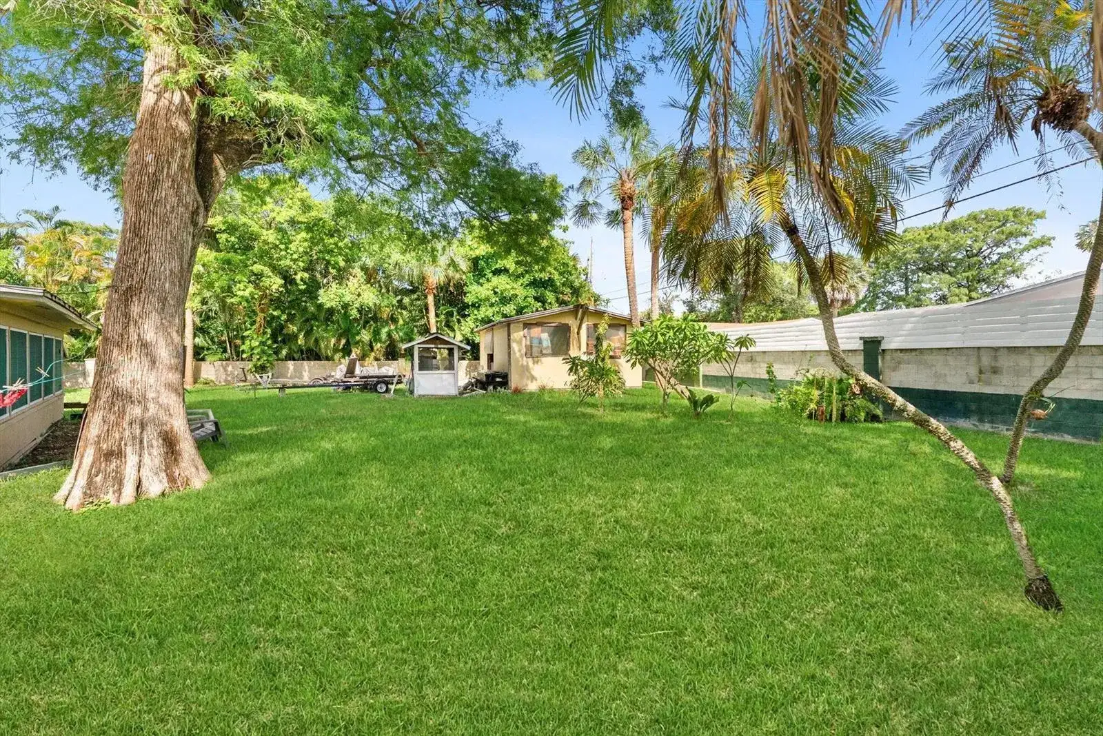 330 NW 32ND Court, Oakland Park FL 33309 photo 5