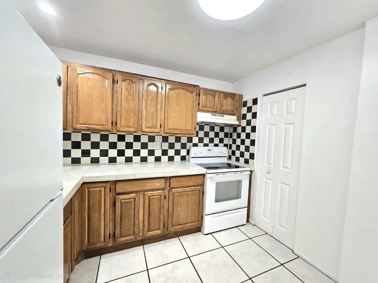 7960 N Colony Circle N # 308, Tamarac FL 33321 photo 2