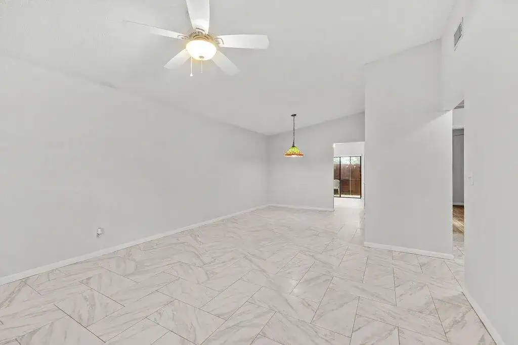 8019 SE Villa Circle, Hobe Sound FL 33455 photo 4