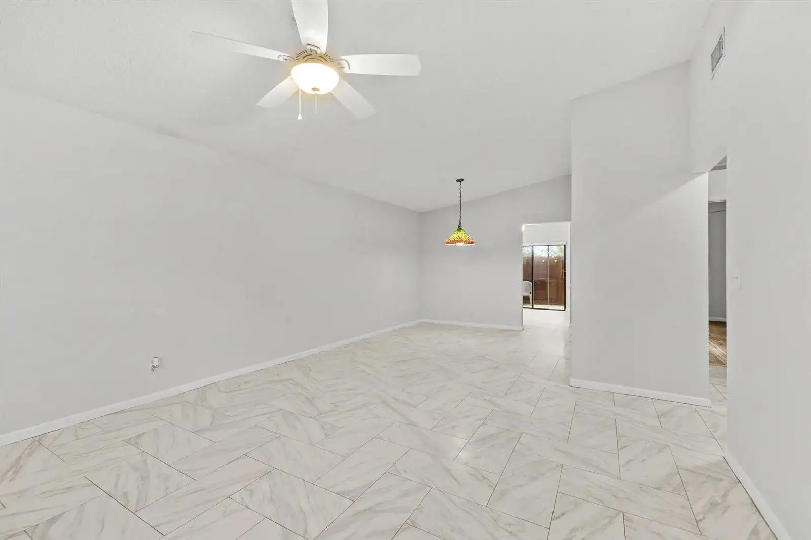 8019 SE Villa Circle, Hobe Sound FL 33455 photo 3