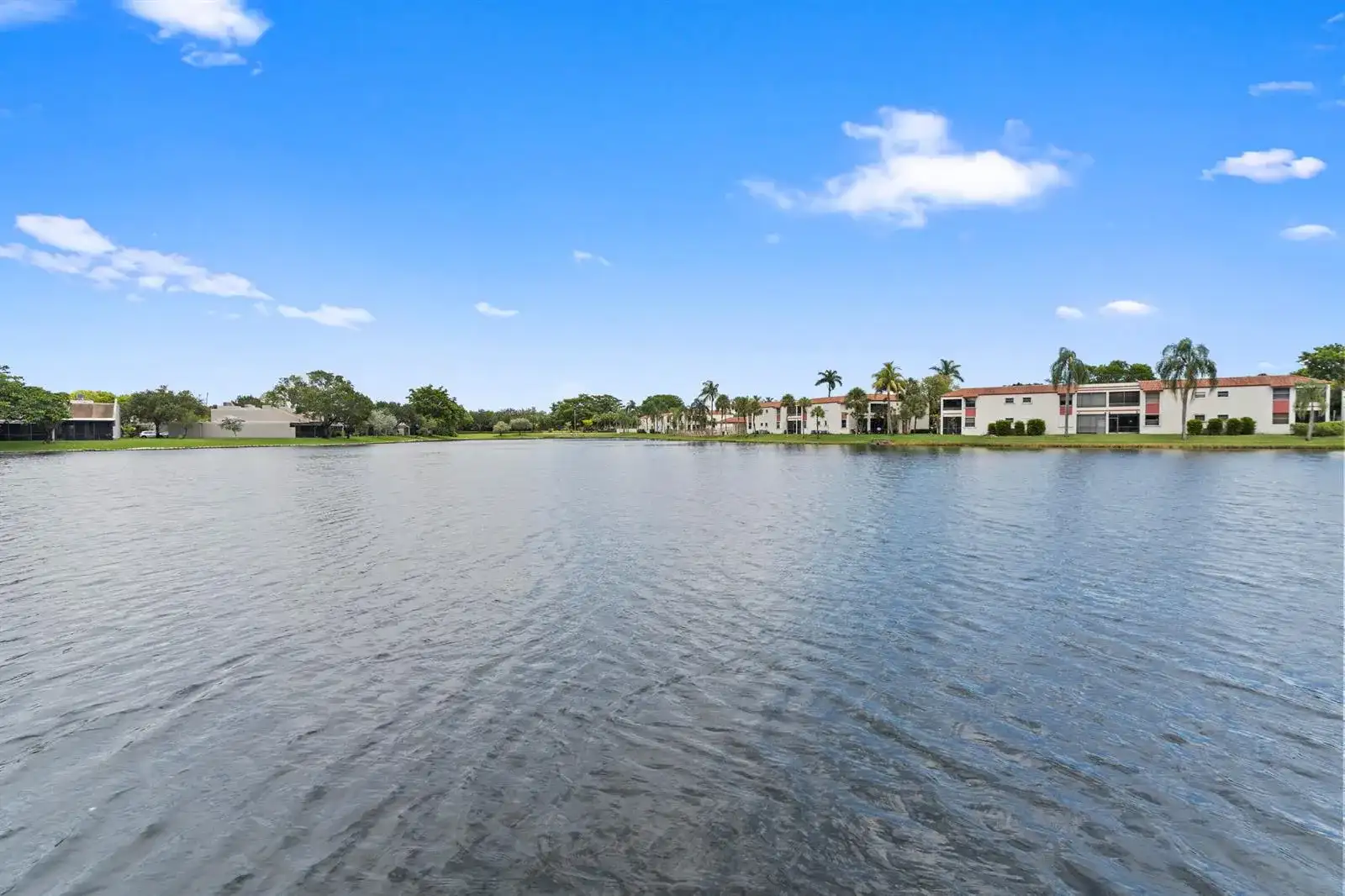 900 COLONY POINT Circle # 511, Pembroke Pines FL 33026