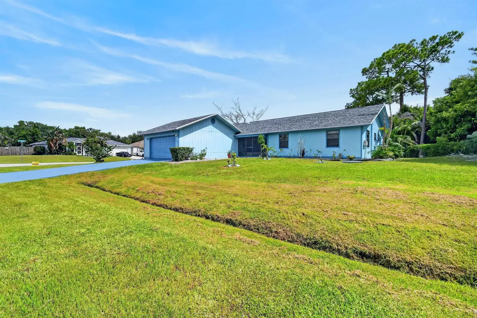 2402 SW SUMMIT Street, Port St. Lucie FL 34984 photo 4