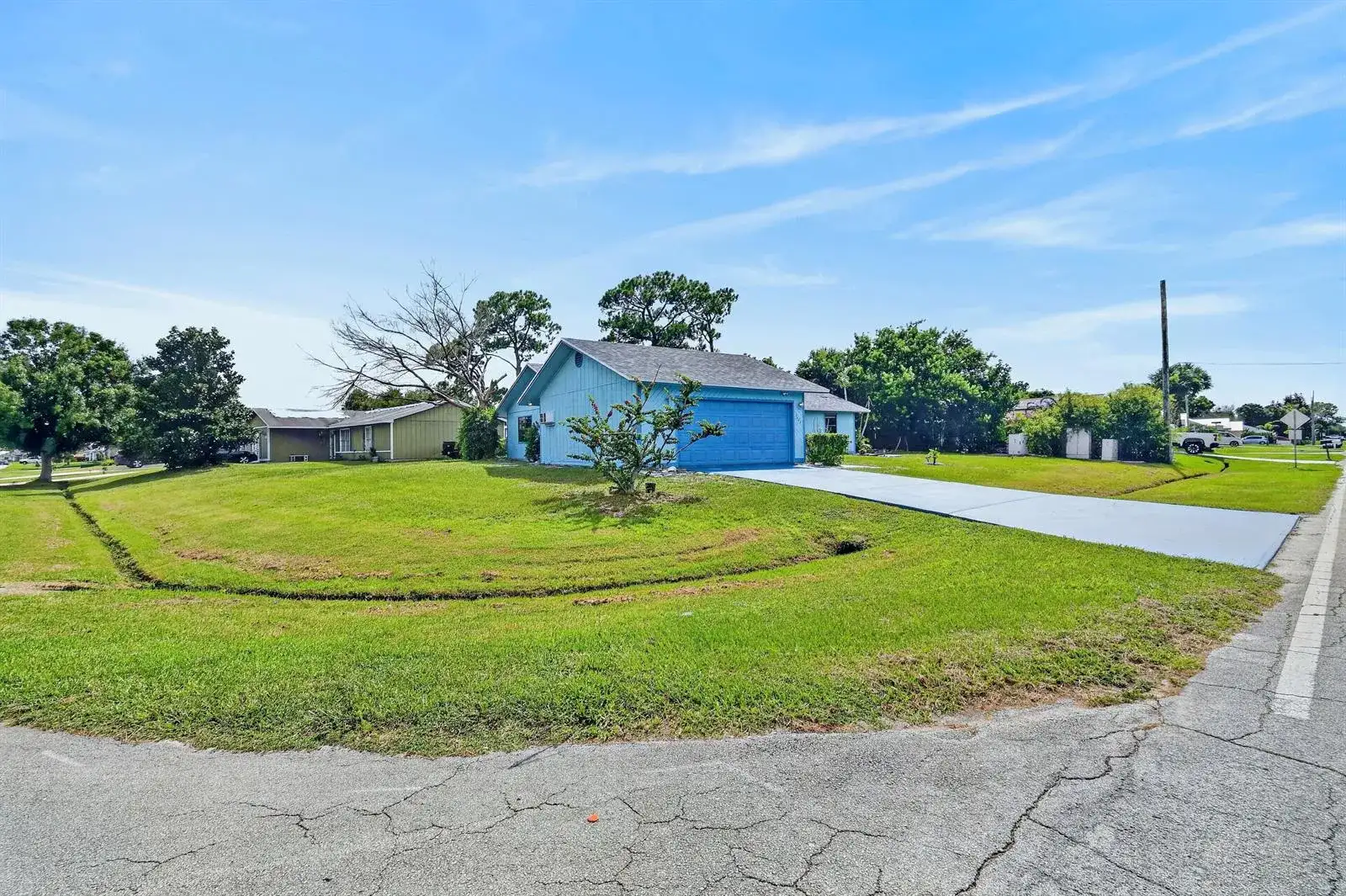 2402 SW SUMMIT Street, Port St. Lucie FL 34984 photo 5
