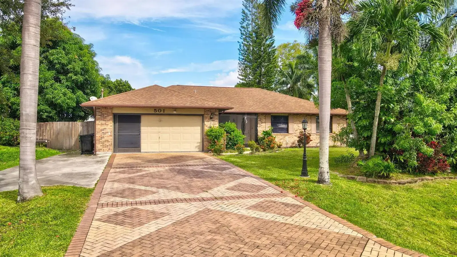 501 NW COLONIAL Street, Port St. Lucie FL 34983 photo 3