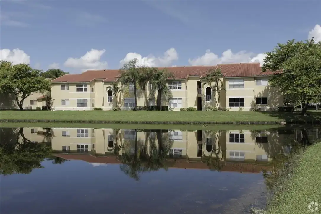 12730 VISTA ISLES Drive # 812, Sunrise FL 33325 photo 3