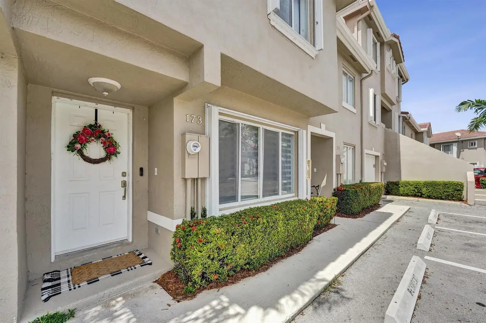 173 Riviera Circle, Weston FL 33326 photo 2