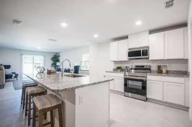 8445 98TH Court, Vero Beach FL 32967 photo 3