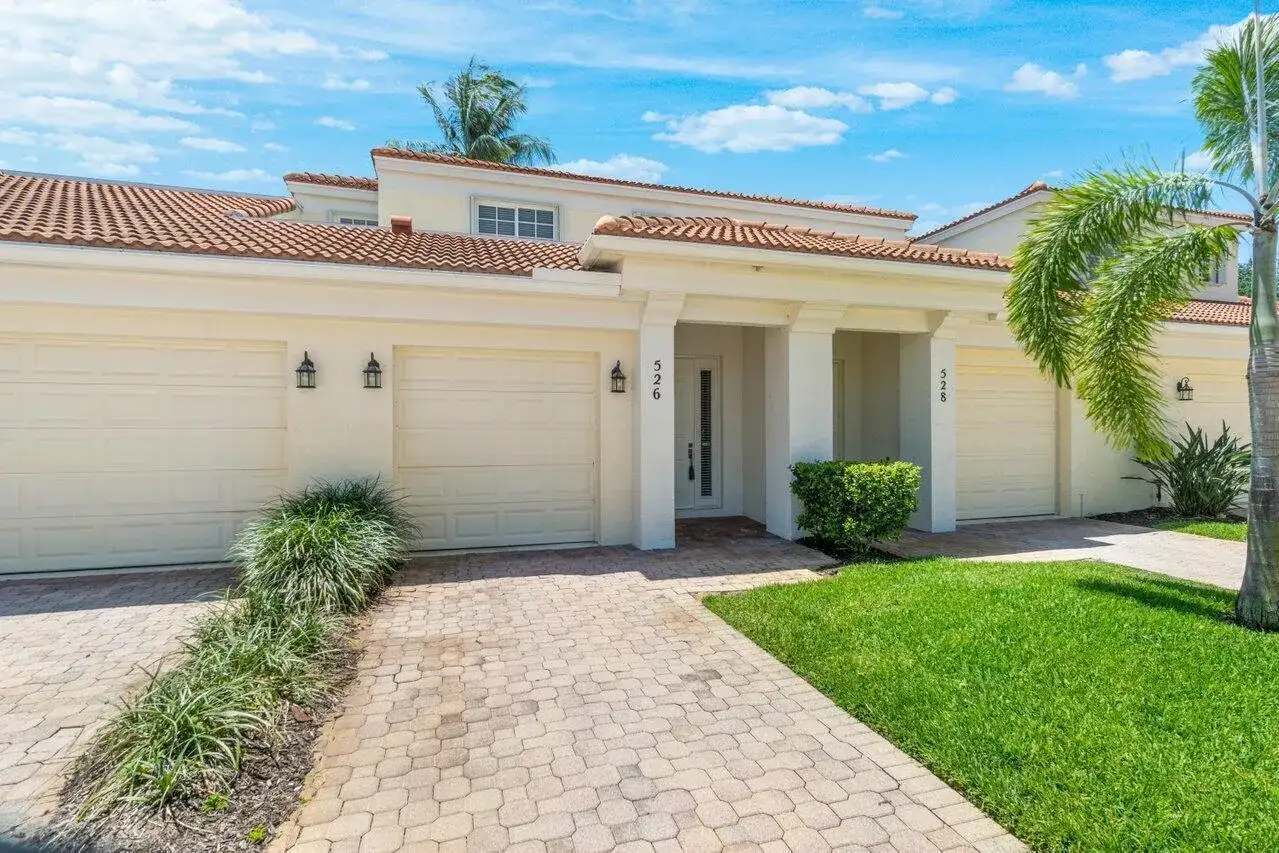 526 COMMONS Drive, Palm Beach Gardens FL 33418 photo 5