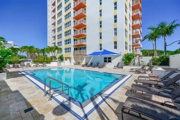 3000 E SUNRISE Boulevard # 17F, Fort Lauderdale FL 33304 photo 2