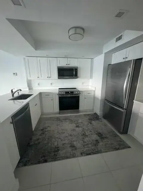 3000 E SUNRISE Boulevard # 17F, Fort Lauderdale FL 33304 photo 3