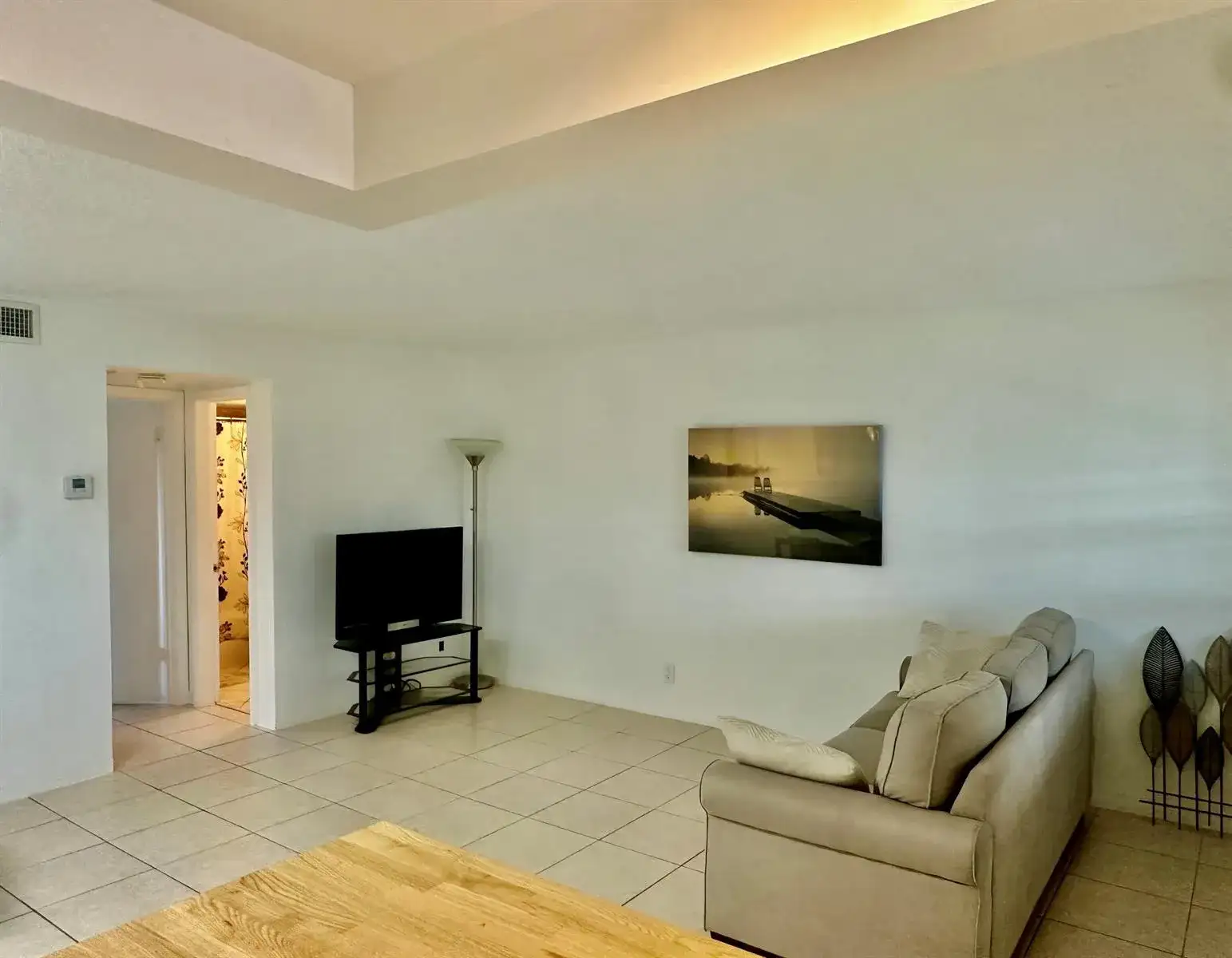 580 EGRET Drive # 314, Hallandale Beach FL 33009 photo 4