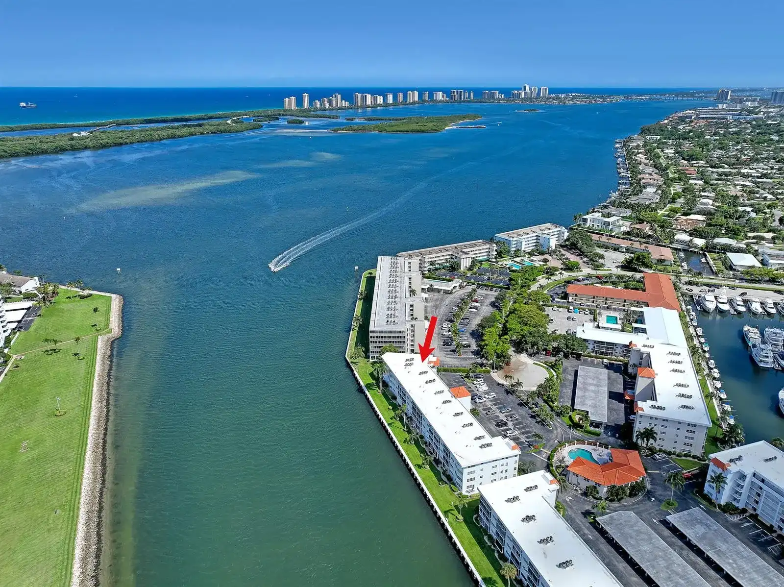 28 Yacht Club Drive # 409, North Palm Beach FL 33408