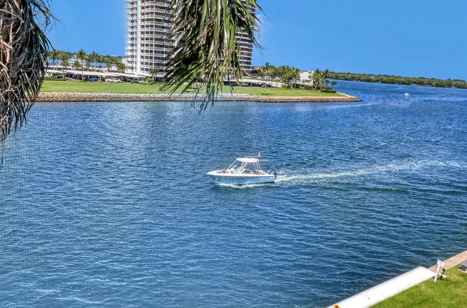 28 Yacht Club Drive # 409, North Palm Beach FL 33408 photo 3