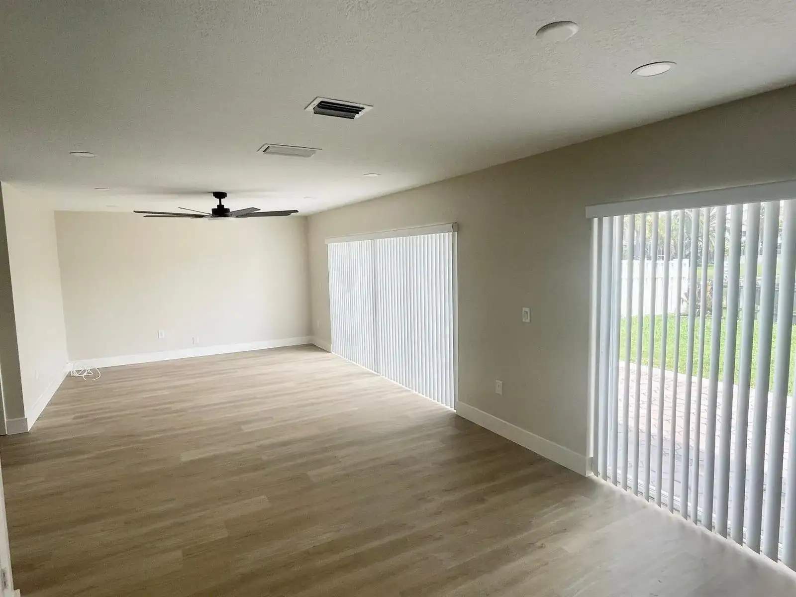 12149 NW 34TH Street, Sunrise FL 33323 photo 4