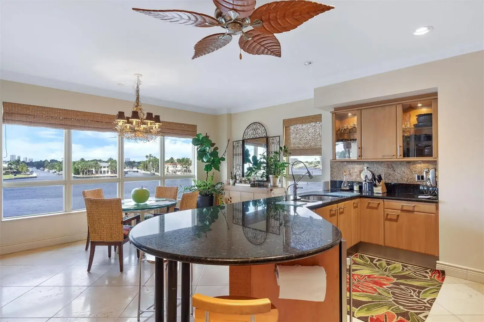 209 N BIRCH Road # 401, Fort Lauderdale FL 33304 photo 4
