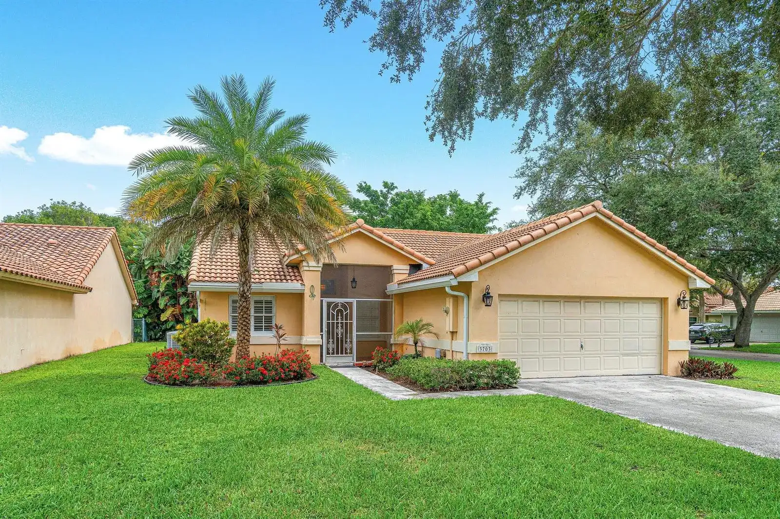 3703 S LANCEWOOD Place, Delray Beach FL 33445