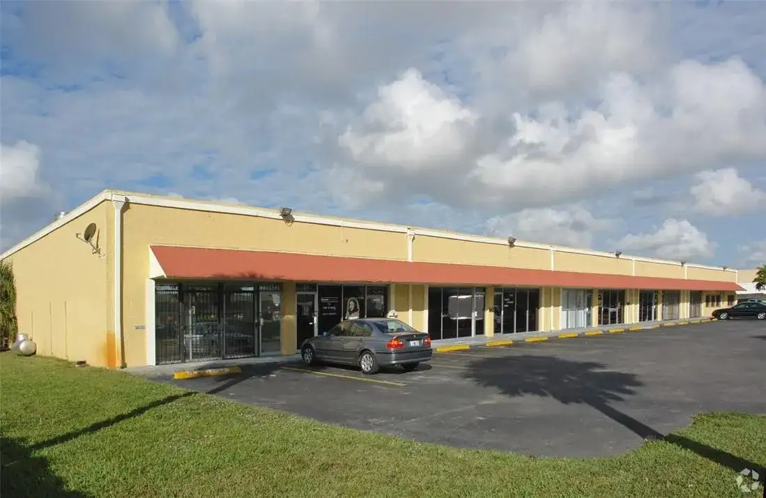1601 NW 38TH Avenue, Lauderhill FL 33311 photo 3