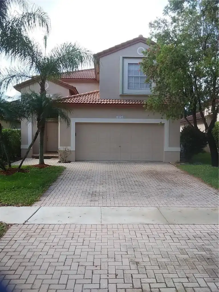 19250 NW 12TH Manor, Pembroke Pines FL 33029