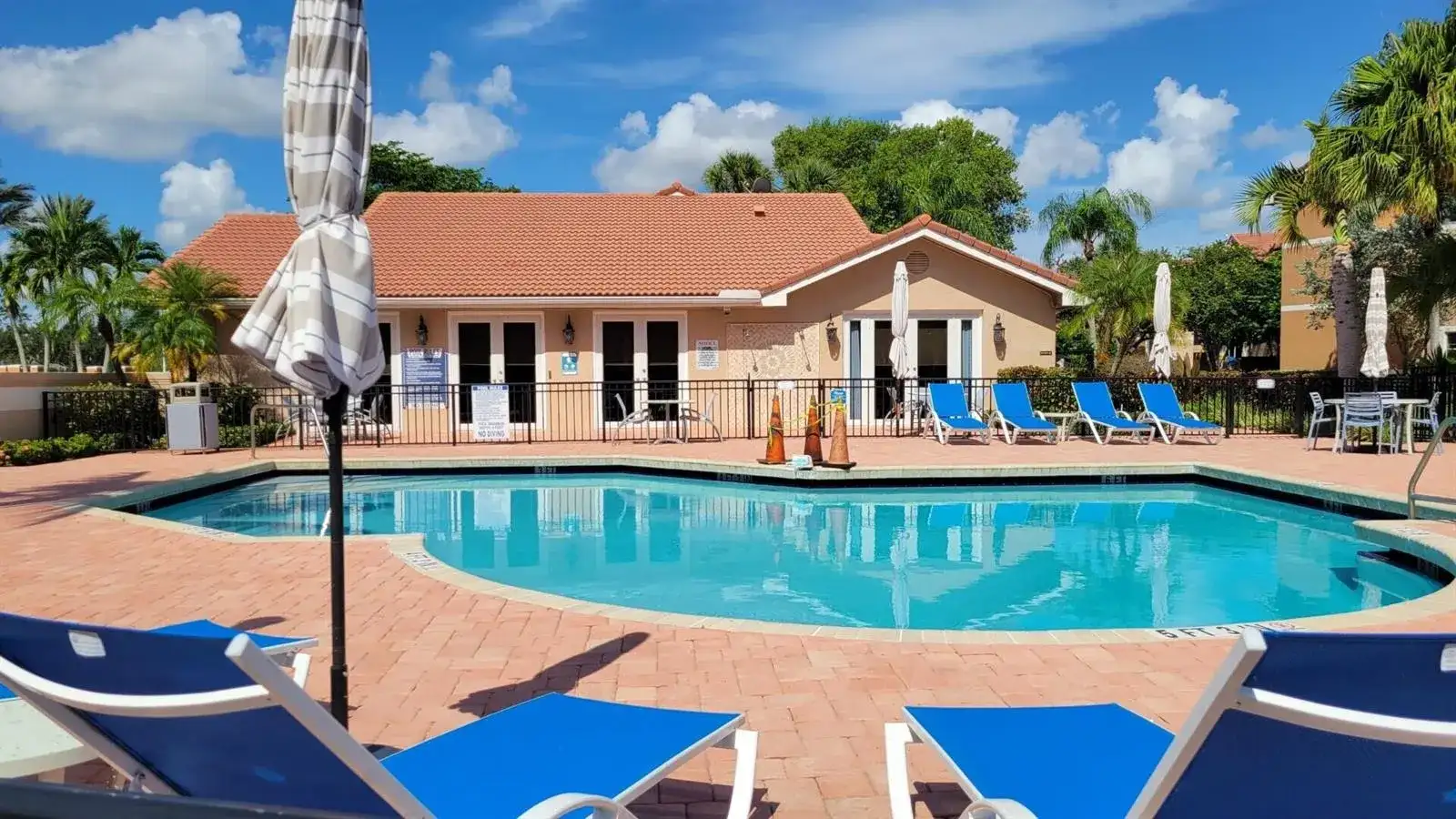 8851 WILES Road # 307, Coral Springs FL 33067 photo 4
