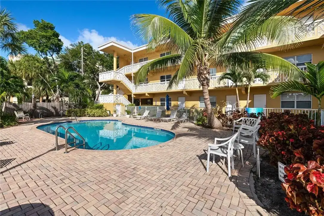 815 Middle River Drive # 205, Fort Lauderdale FL 33304