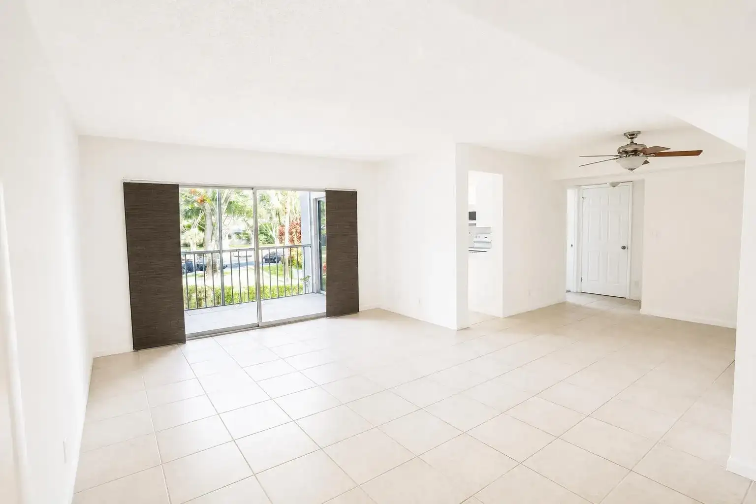 5910 MORNINGSTAR Circle # 202, Delray Beach FL 33484 photo 4