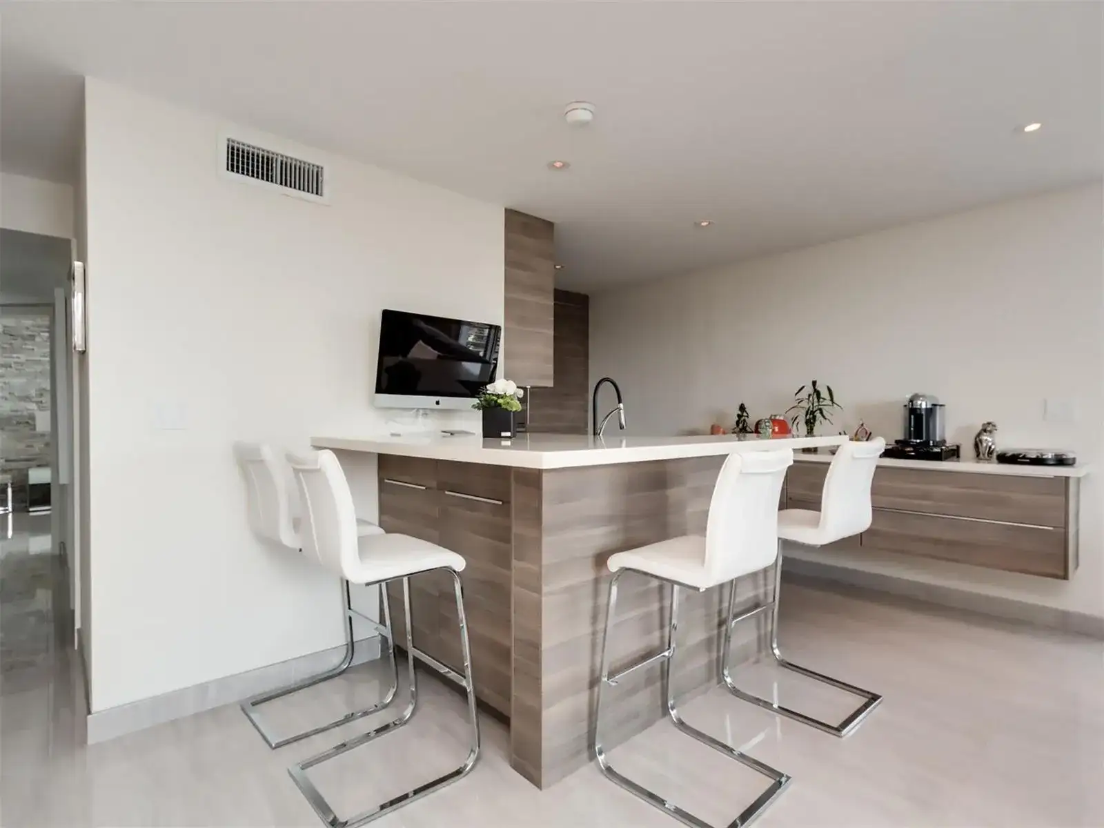 888 INTRACOASTAL Drive # 10E, Fort Lauderdale FL 33304 photo 3