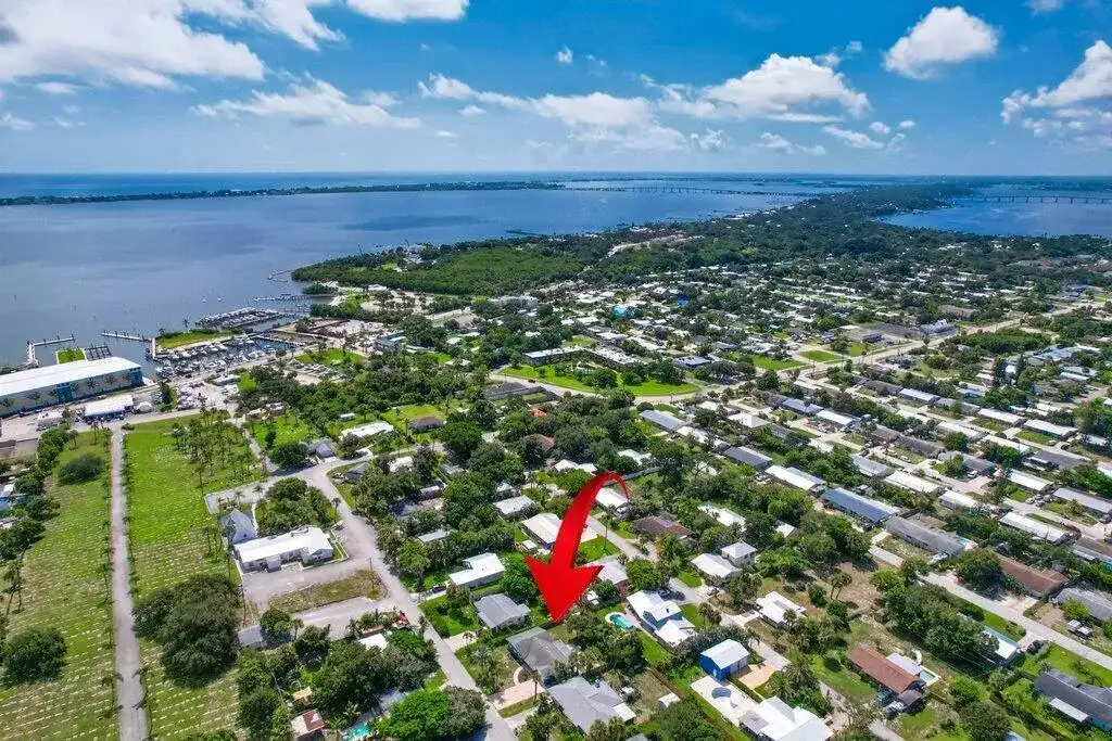 2288 NE PATRICIAN Street, Jensen Beach FL 34957