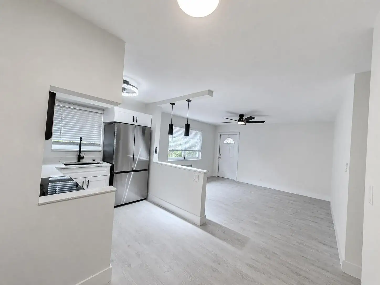 1129 NE 5th Terrace # 4, Fort Lauderdale FL 33304 photo 2