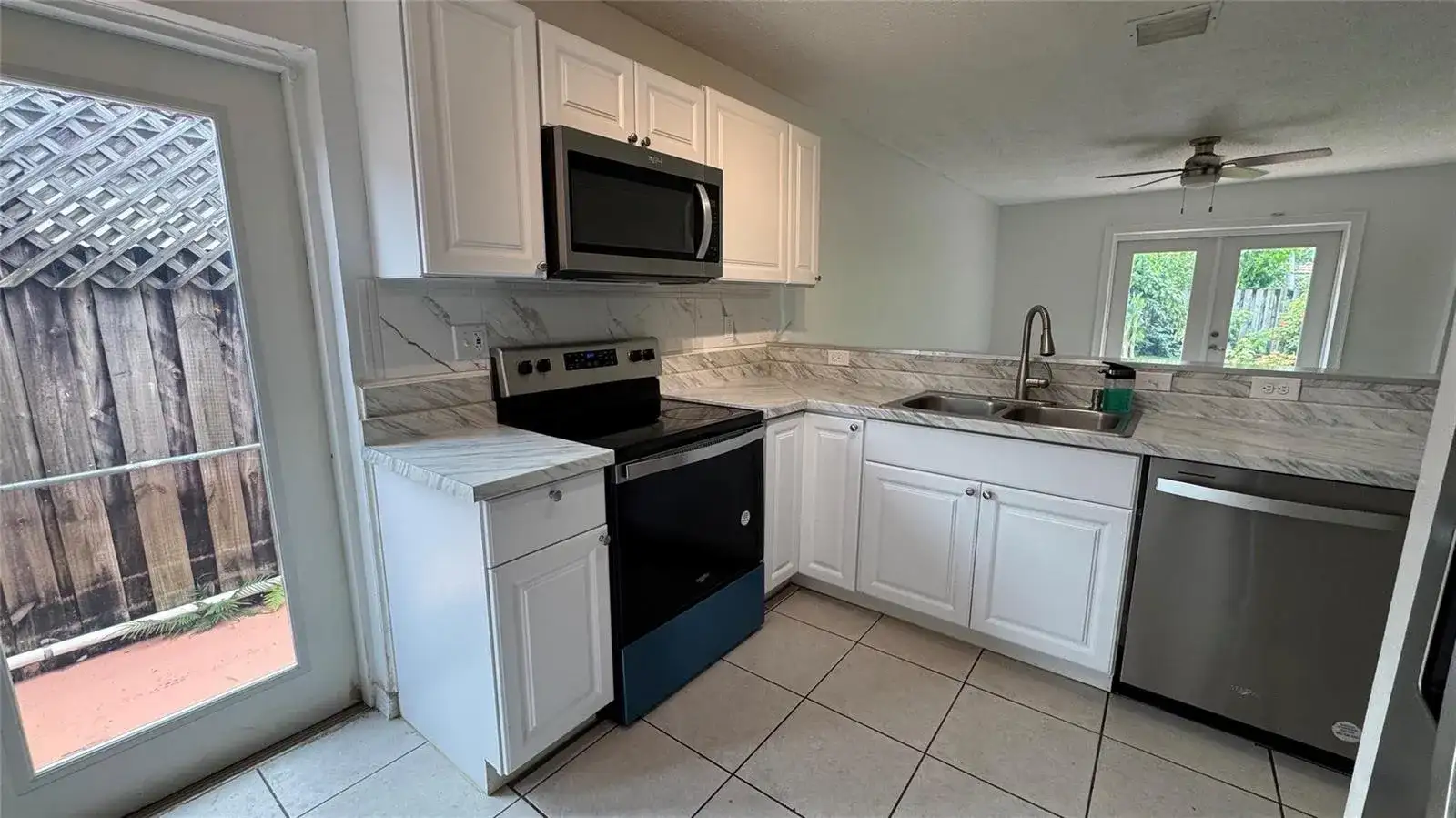 14332 SW 163RD Street, Miami FL 33177 photo 5