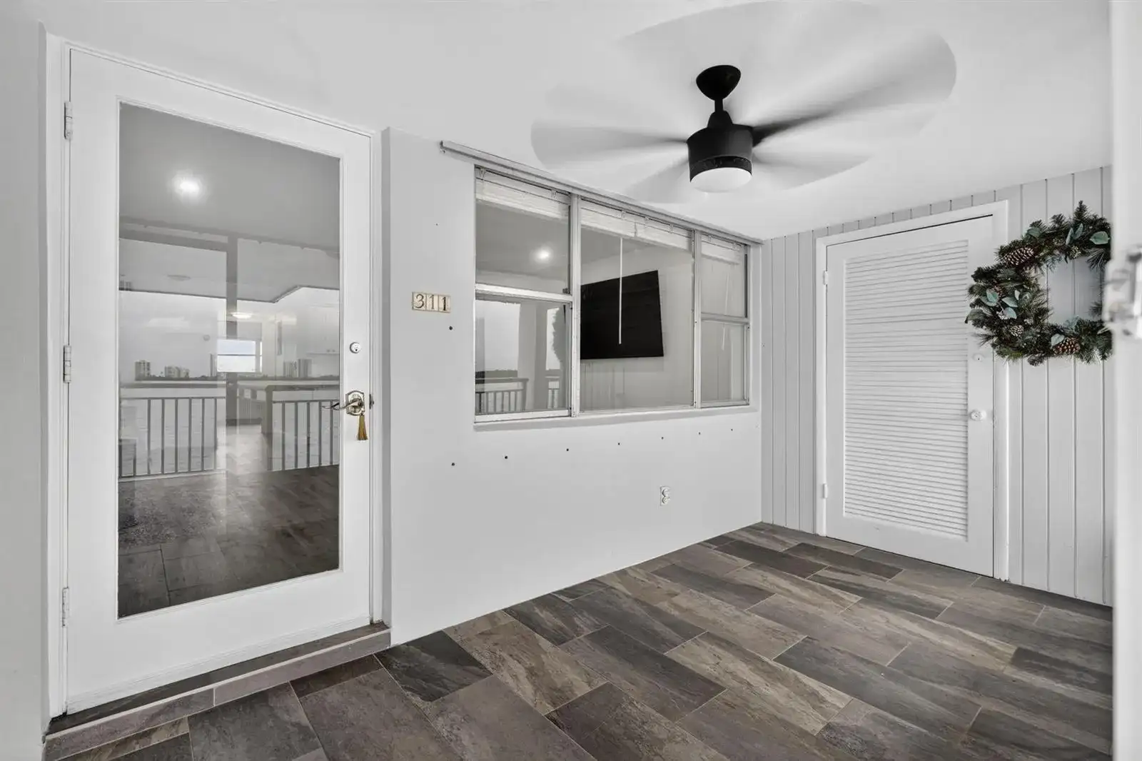 100 SHORE Court # 311, North Palm Beach FL 33408 photo 4