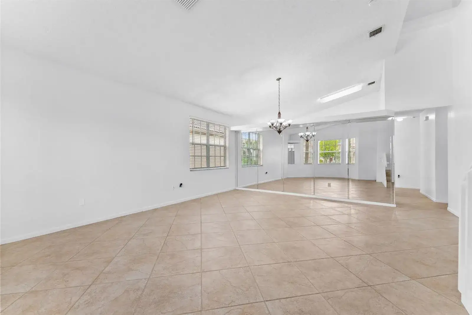 15350 NW 6th Court, Pembroke Pines FL 33028 photo 3