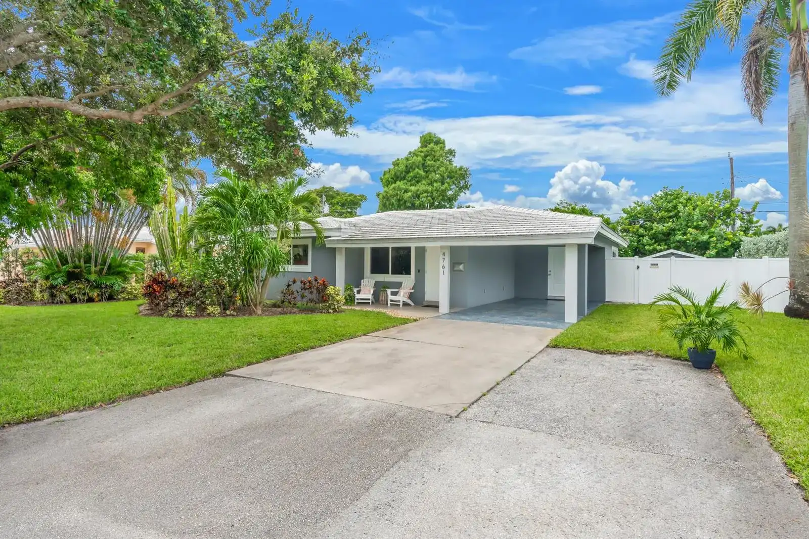 4761 NE 2ND Terrace, Oakland Park FL 33334