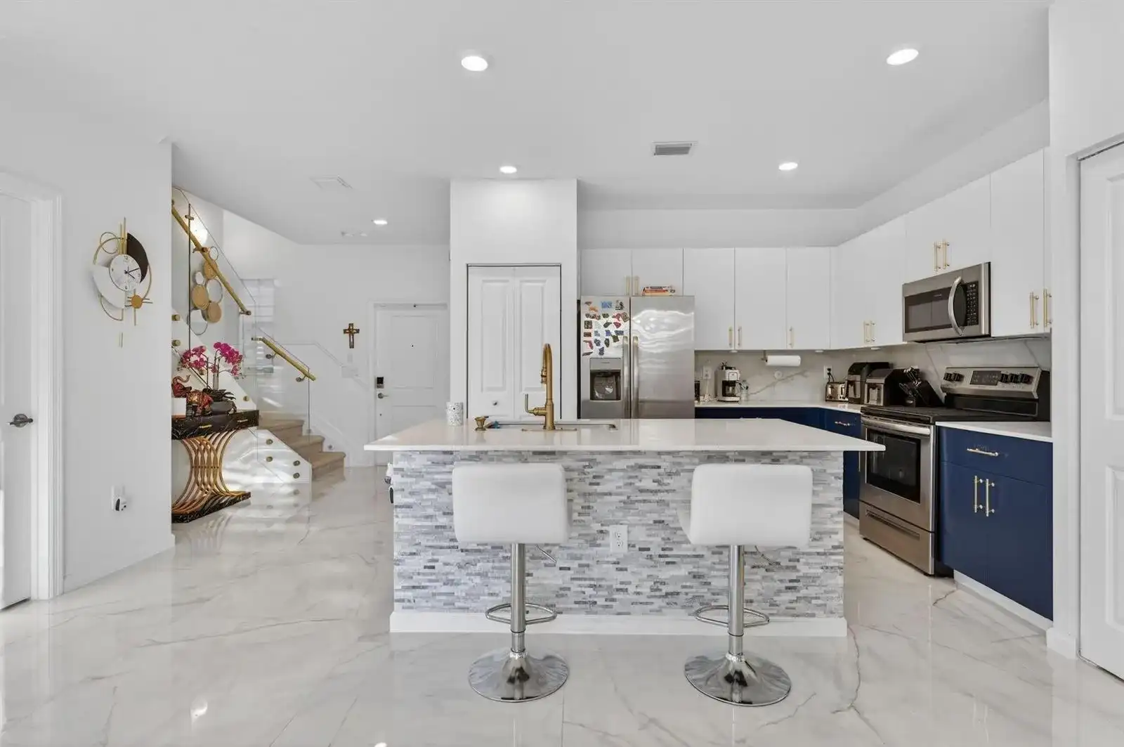 4668 NW 120th Way, Coral Springs FL 33076