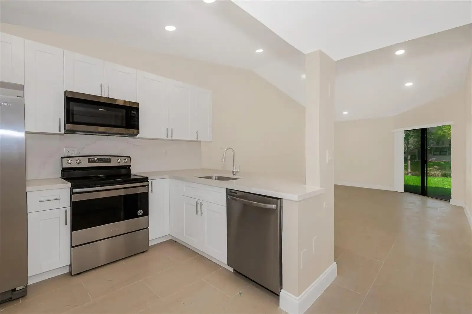 9951 Nob Hill Place # 9951, Sunrise FL 33351