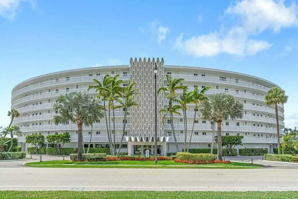 2505 S OCEAN Boulevard # 303, Palm Beach FL 33480