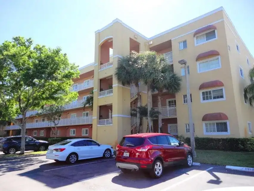 4723 LUCERNE LAKES Boulevard E # 633, Lake Worth FL 33467