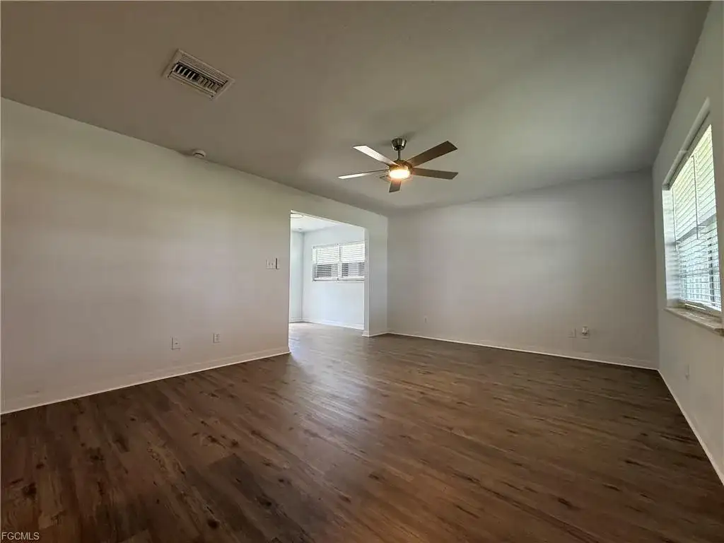 724 Orchard Park Drive, Clewiston FL 33440 photo 2