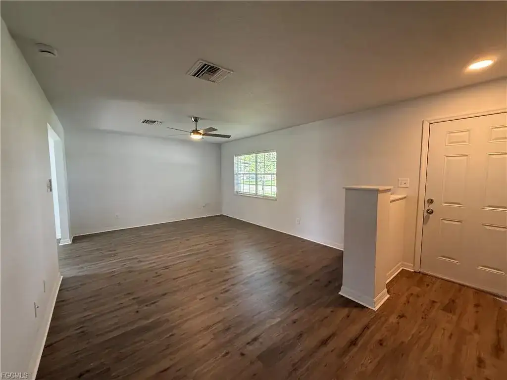 724 Orchard Park Drive, Clewiston FL 33440 photo 3