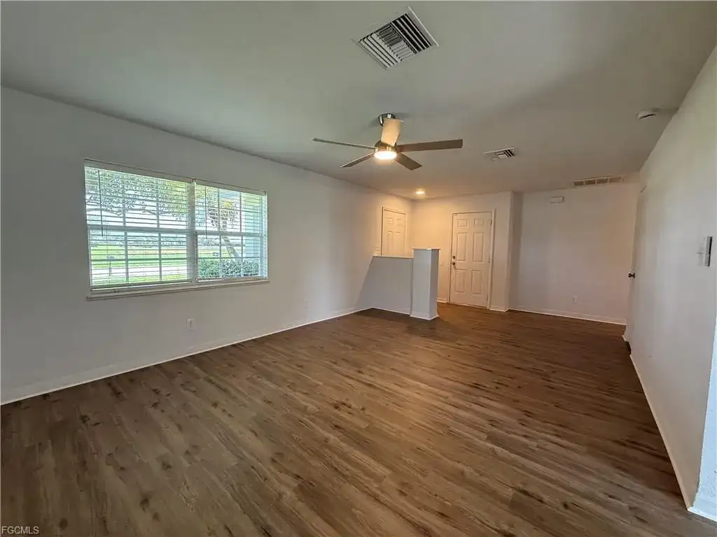 724 Orchard Park Drive, Clewiston FL 33440 photo 4