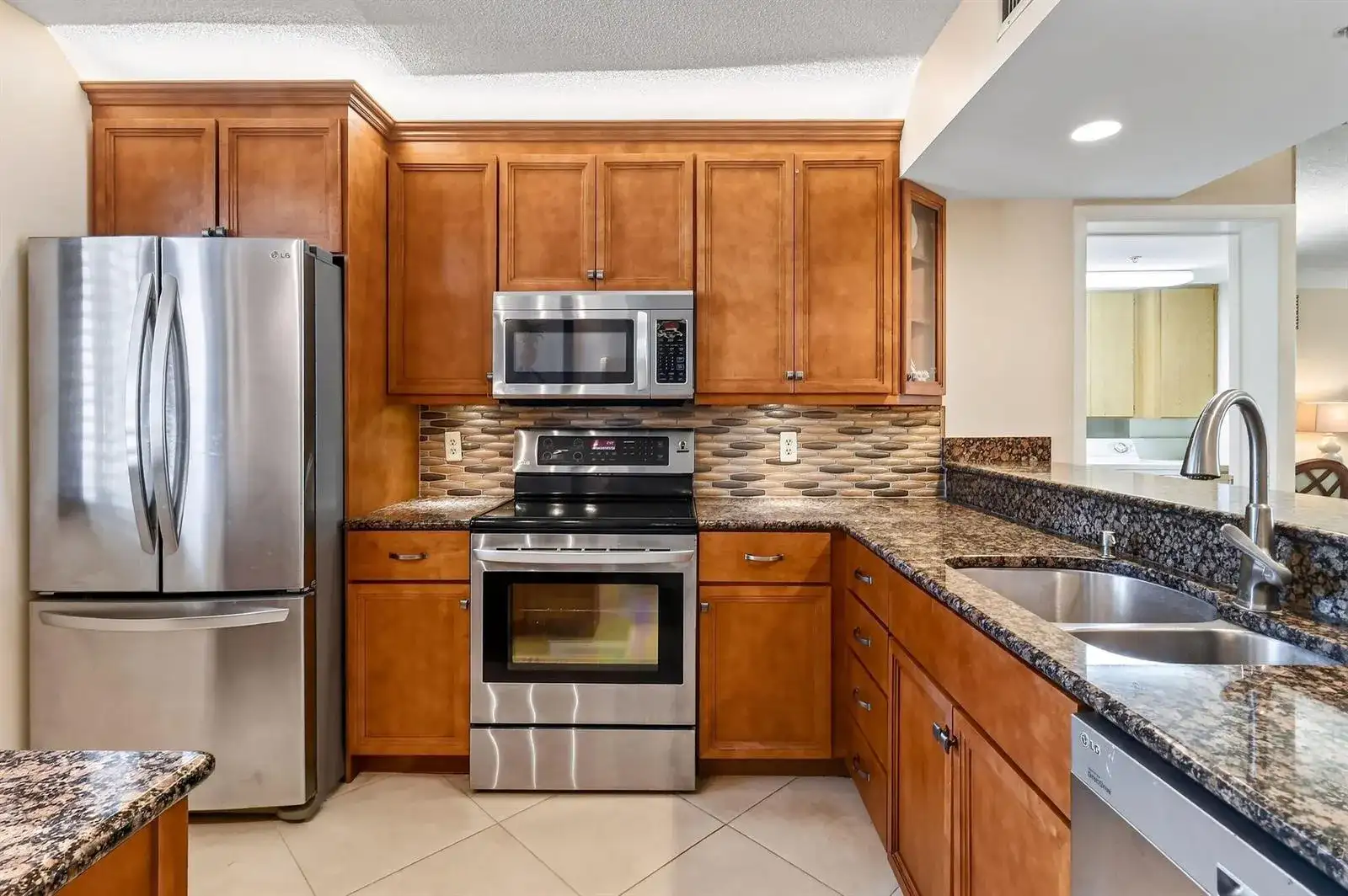 2101 Marina Isle Way # 202, Jupiter FL 33477 photo 2