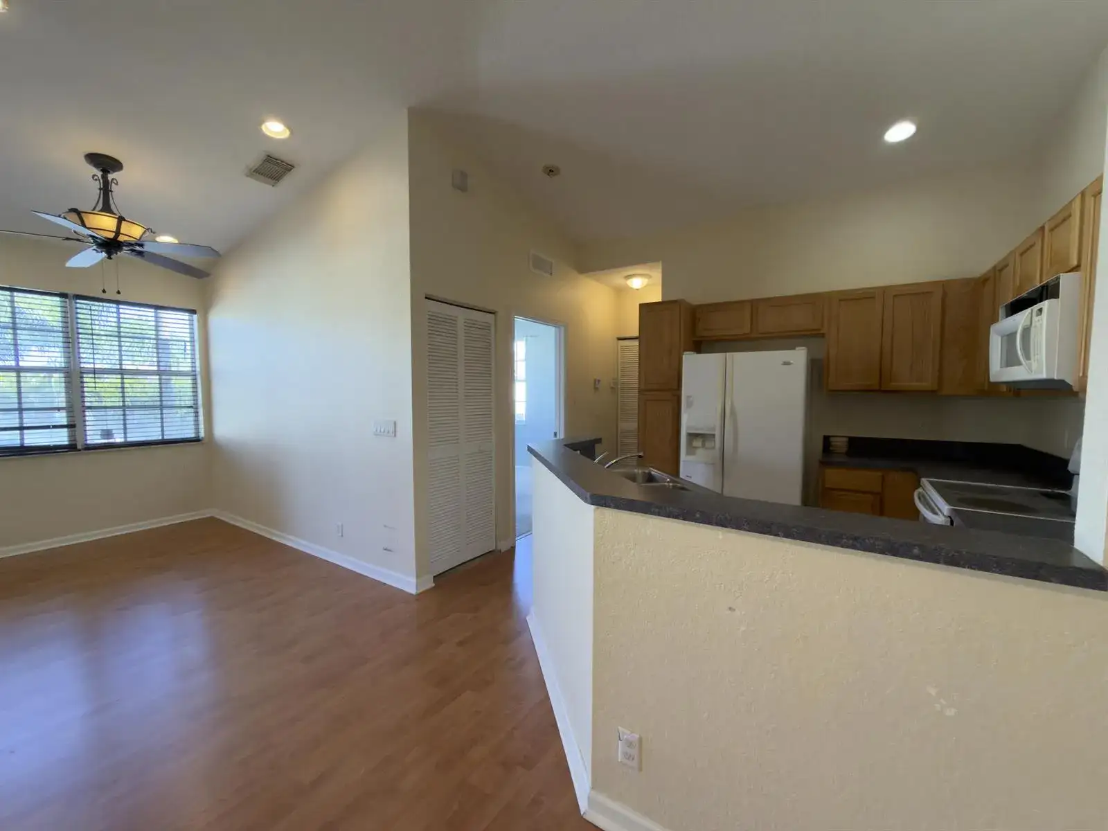 1712 Carvelle Drive, Riviera Beach FL 33404 photo 3