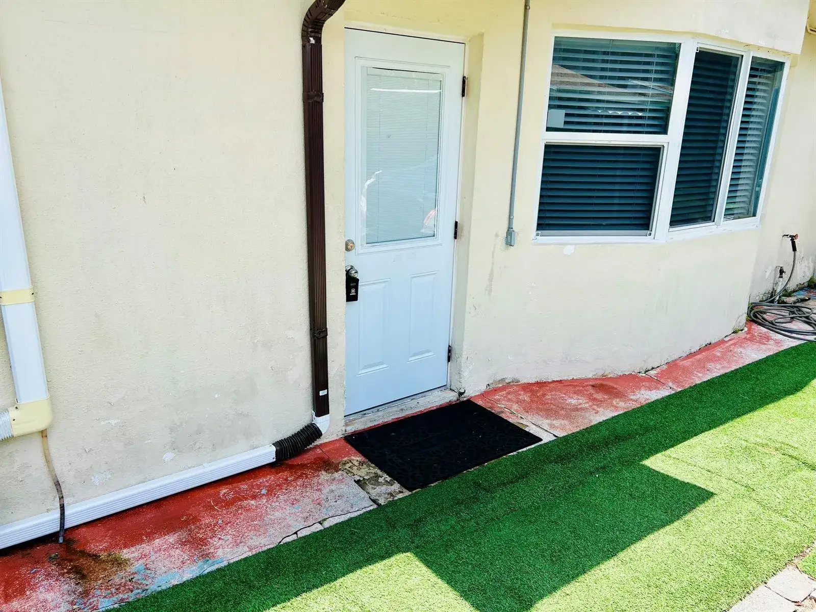 3387 NW 37TH Avenue, Lauderdale Lakes FL 33309