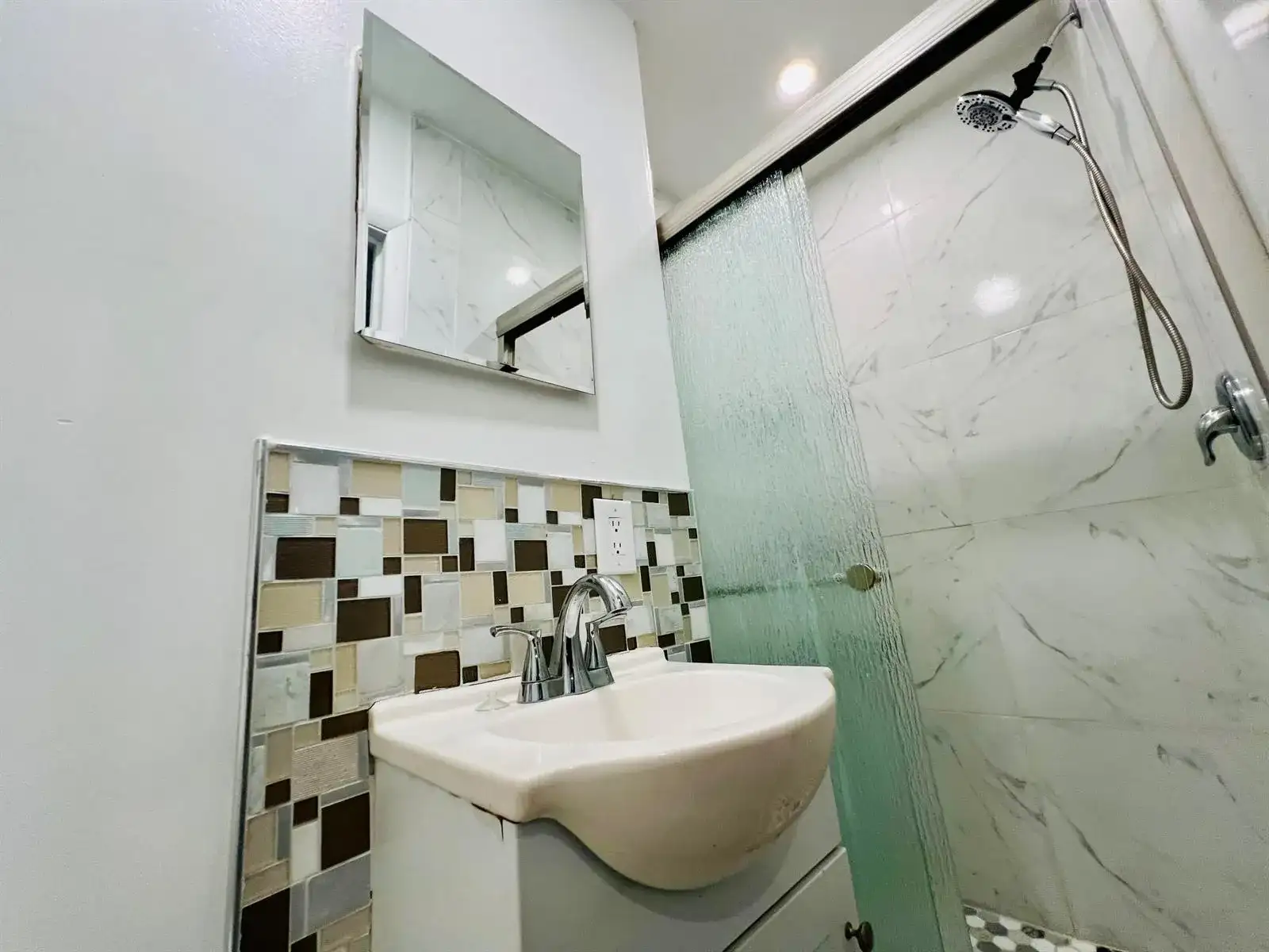3387 NW 37TH Avenue, Lauderdale Lakes FL 33309 photo 4